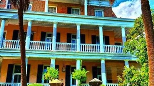 top-10-most-haunted-hotels-in-the-united-states