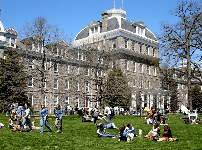 What Students Should Look for in a College?